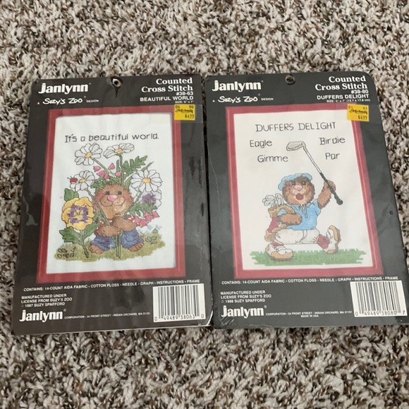 Lot of 2 vintage Suzy’s Zoo cross stitch kits - Picture 1 of 4